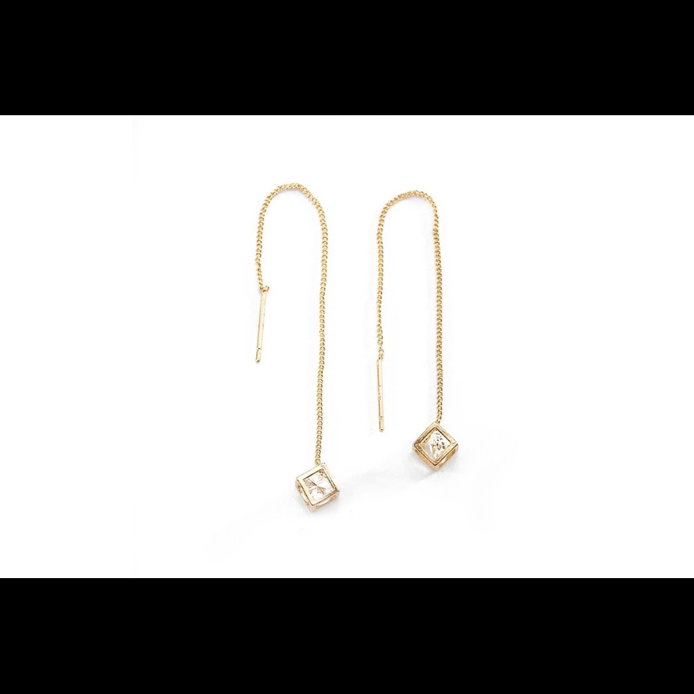 Nice and Bella earring